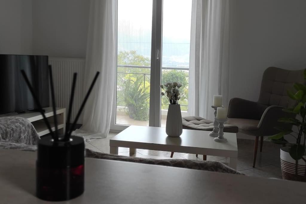 Διαμέρισμα Ιδανικό Για Εξορμήσεις Apartment Eleousa Exterior foto